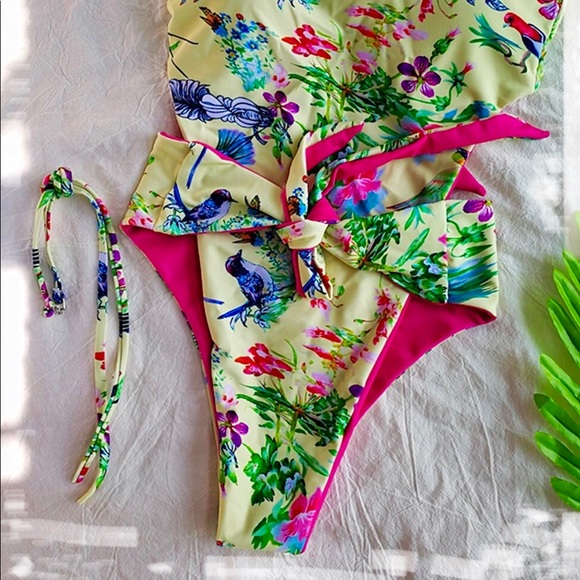 Hawaii Swimsuit - Picture 3 of 3